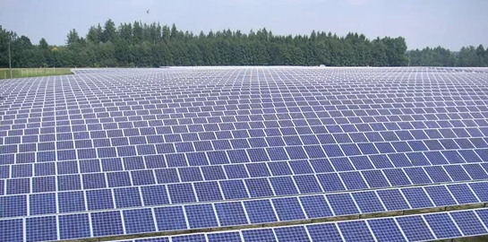 山西運城稷山縣10KM太陽能光伏發(fā)電項目，華瑞通自主研發(fā)生產(chǎn)的火災(zāi)監(jiān)控預(yù)警攝像機超常發(fā)揮